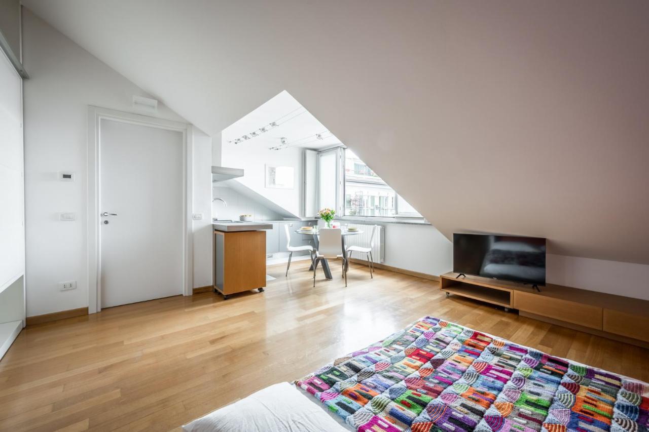 Апартаменти The Orange Attic - Navigli Area Мілан Екстер'єр фото