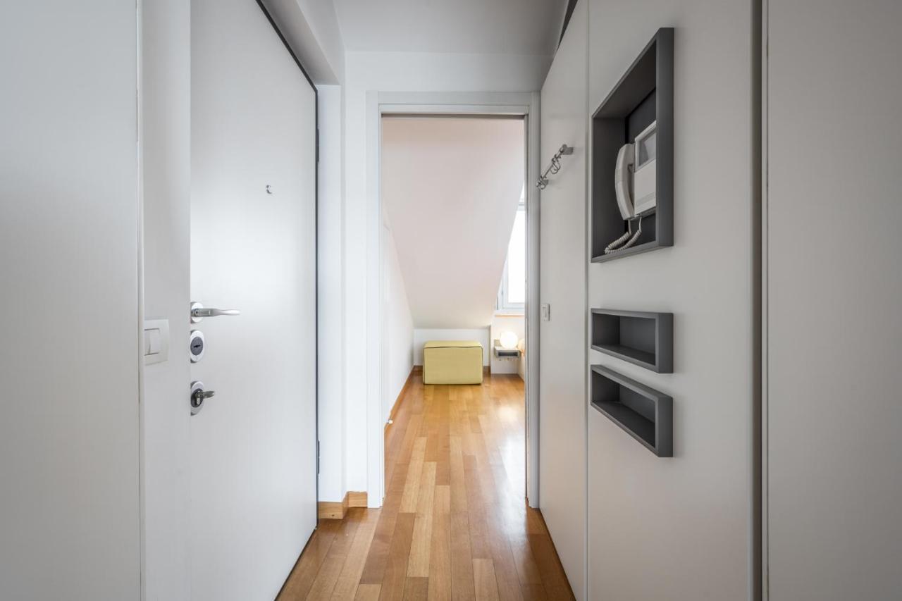 Апартаменти The Orange Attic - Navigli Area Мілан Екстер'єр фото