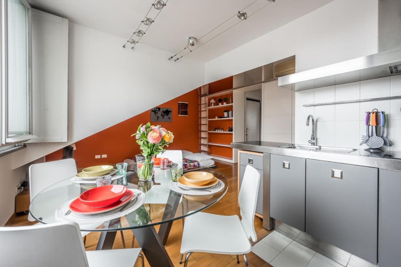 Апартаменти The Orange Attic - Navigli Area Мілан Екстер'єр фото